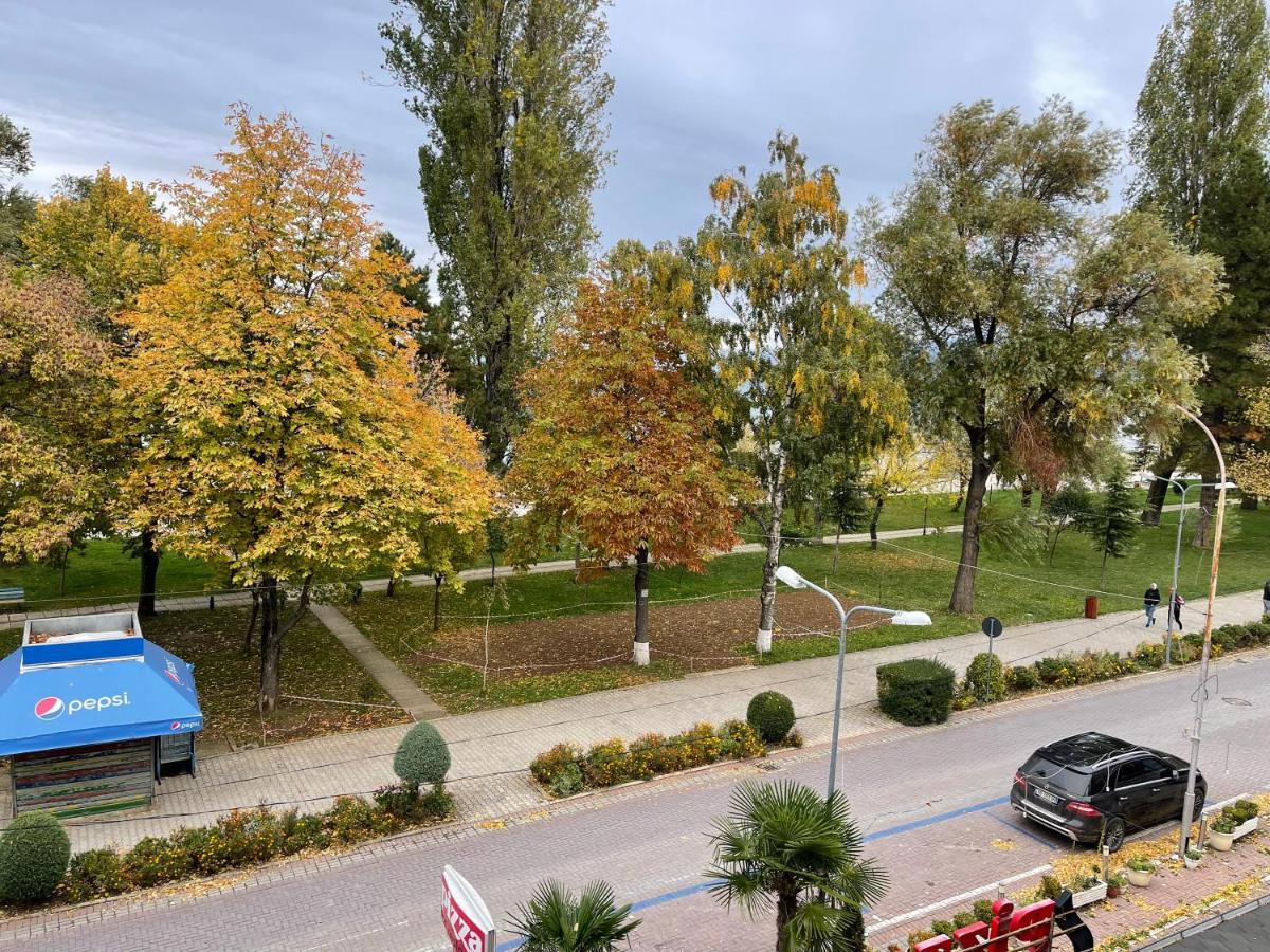 Vila Vadeha Pogradec Exterior photo