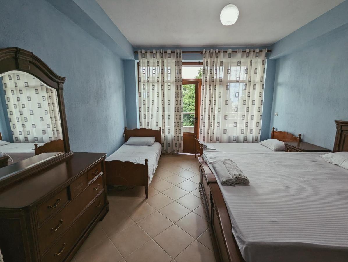Vila Vadeha Pogradec Exterior photo